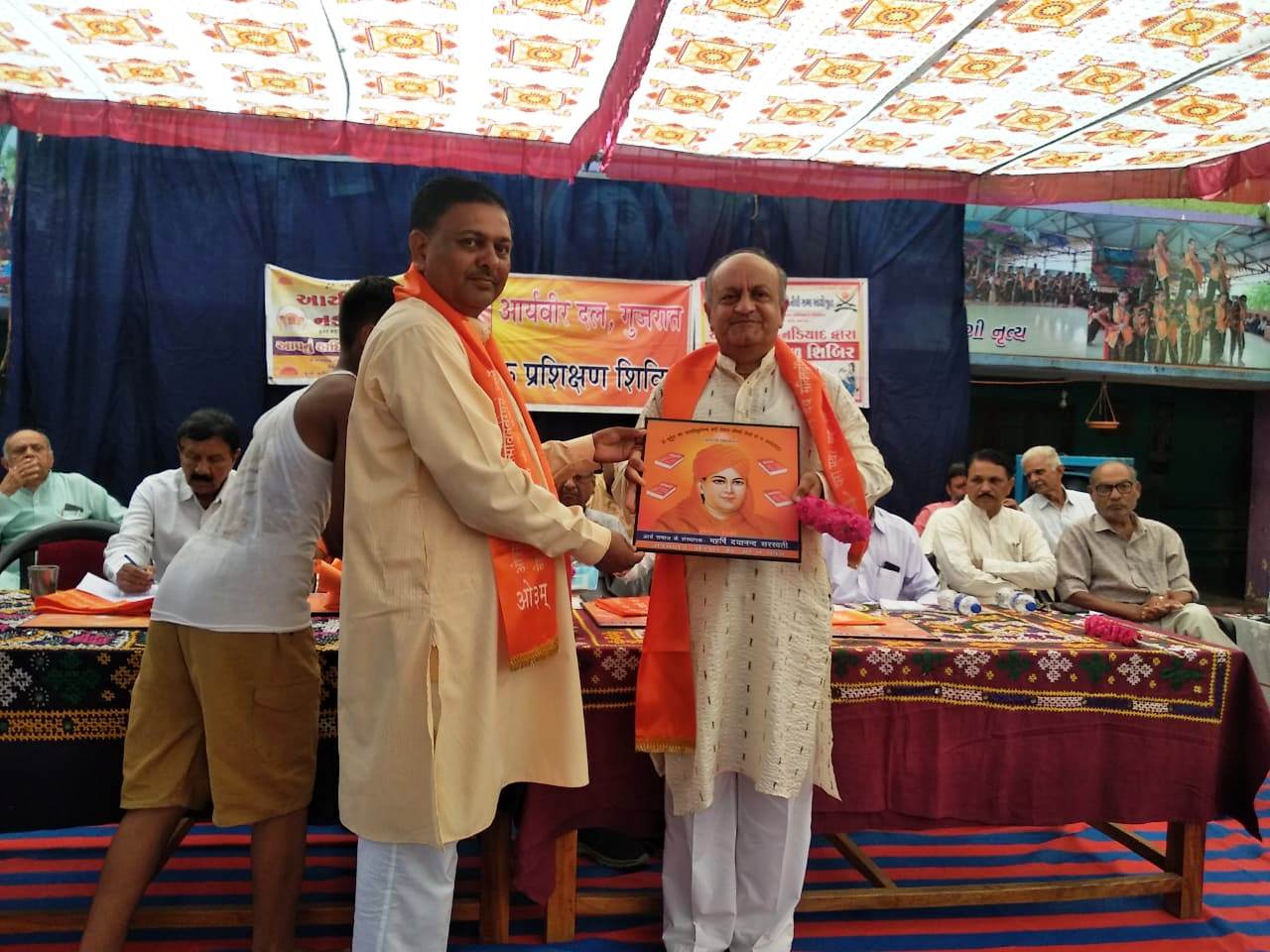 dipakbhai thakker president arya samaj jamnagar