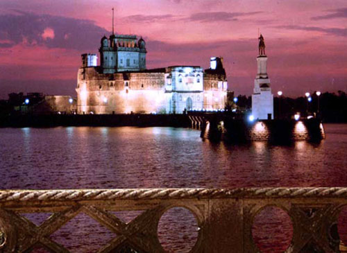 Lakhota Lake At Present Middle of the City - Jamnagar