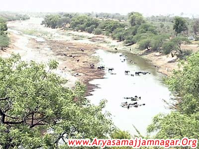 Tankara village river - top view 